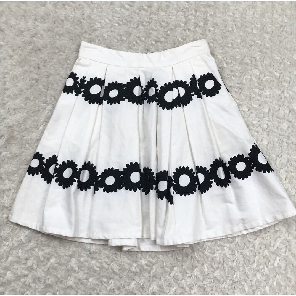 Anthropologie Whit Two Catalina Skirt  Black & White Pleated Flower Print Sz 2p